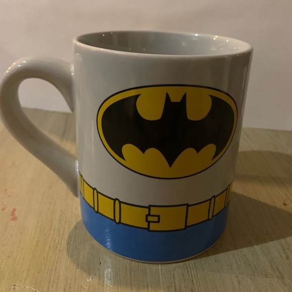 VINTAGE DC Comics BATMAN LOGO COFFEE MUG CUP 12 oz - Picture 1 of 3